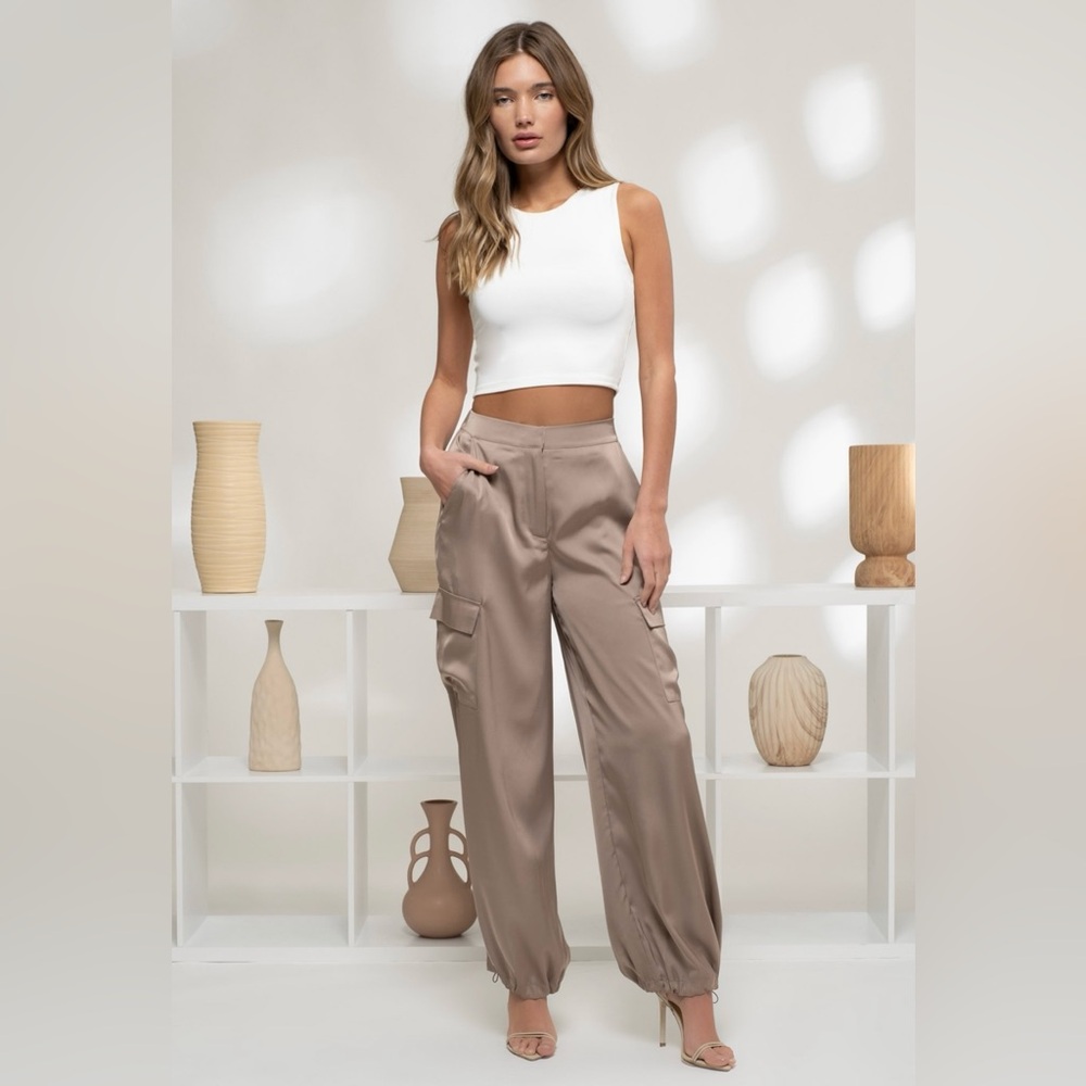 High-Rise Cargo Joggers in Taupe - Women